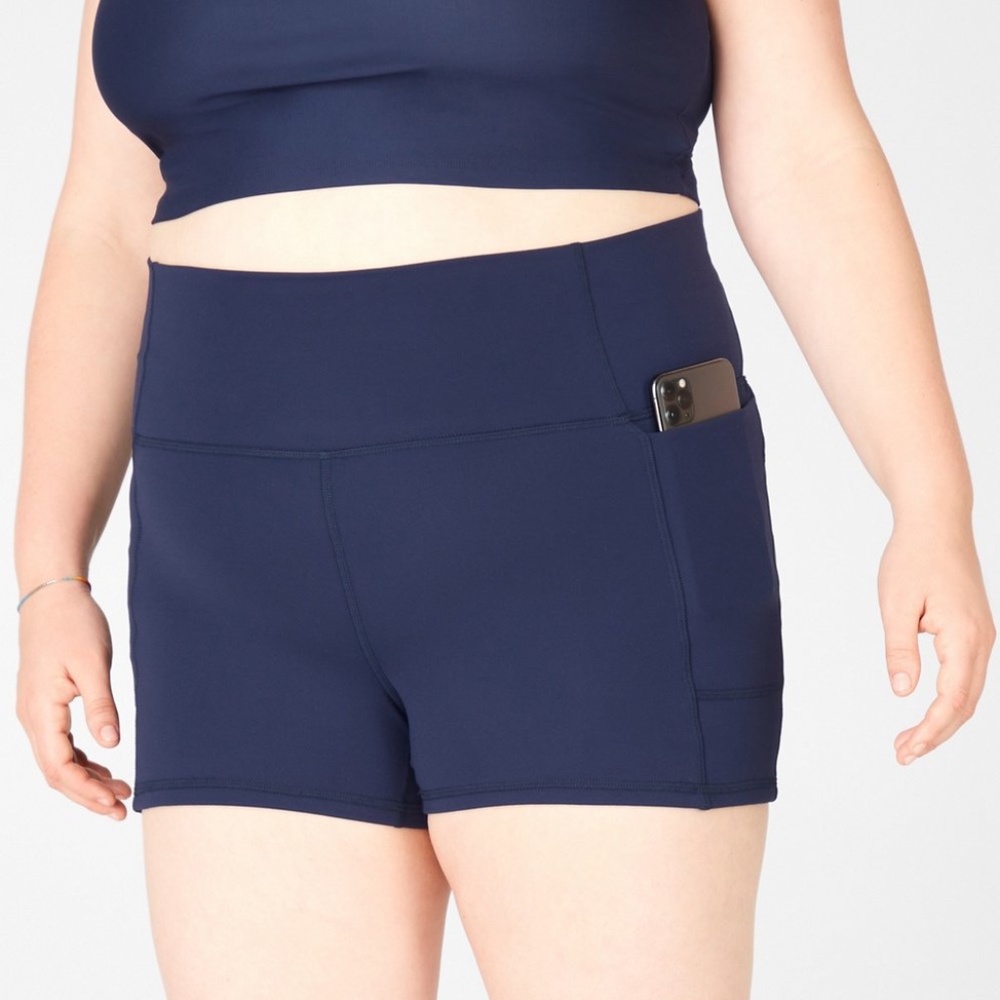 Fabletics On-TheGo Ultra High-Waisted 2”